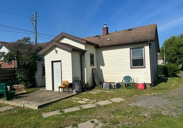1512-broadmore-ave-thunder-bay-ontario-x13520156