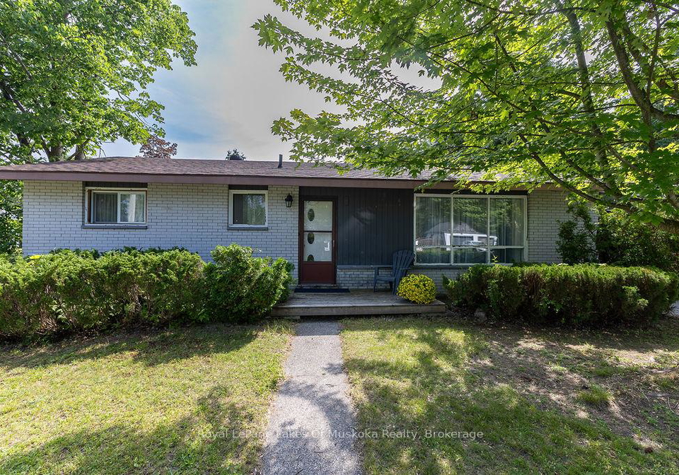 880-sarah-street-n-gravenhurst-ontario-x13520160