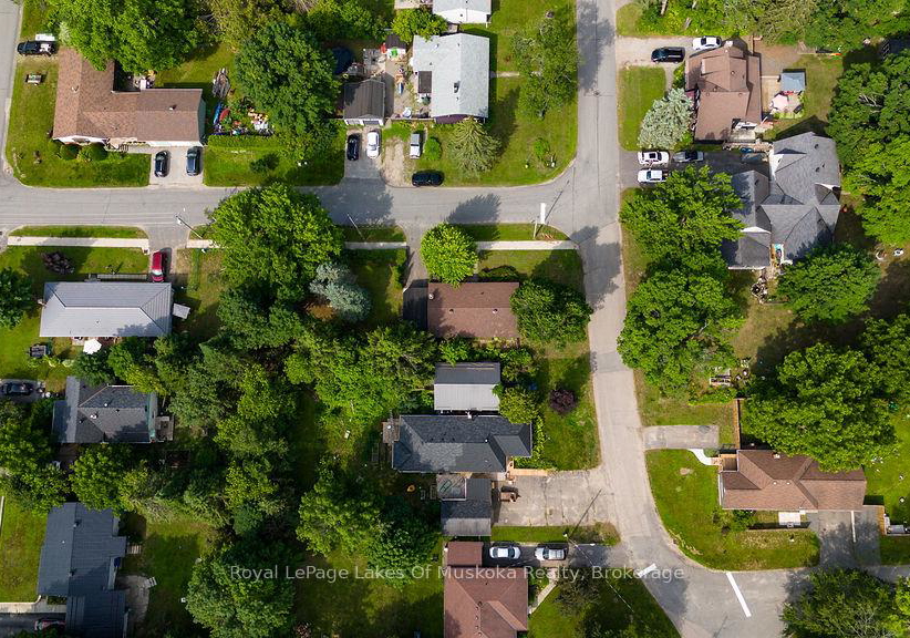 880-sarah-street-n-gravenhurst-ontario-x13520160