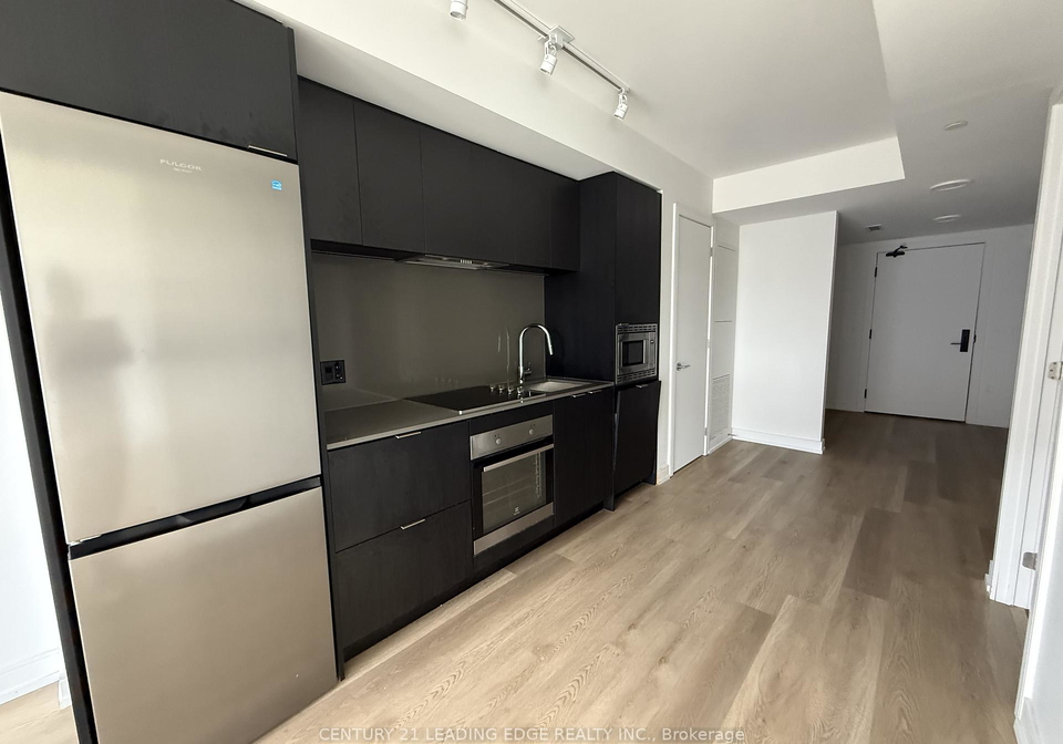 1-jarvis-street-hamilton-ontario-x13520412