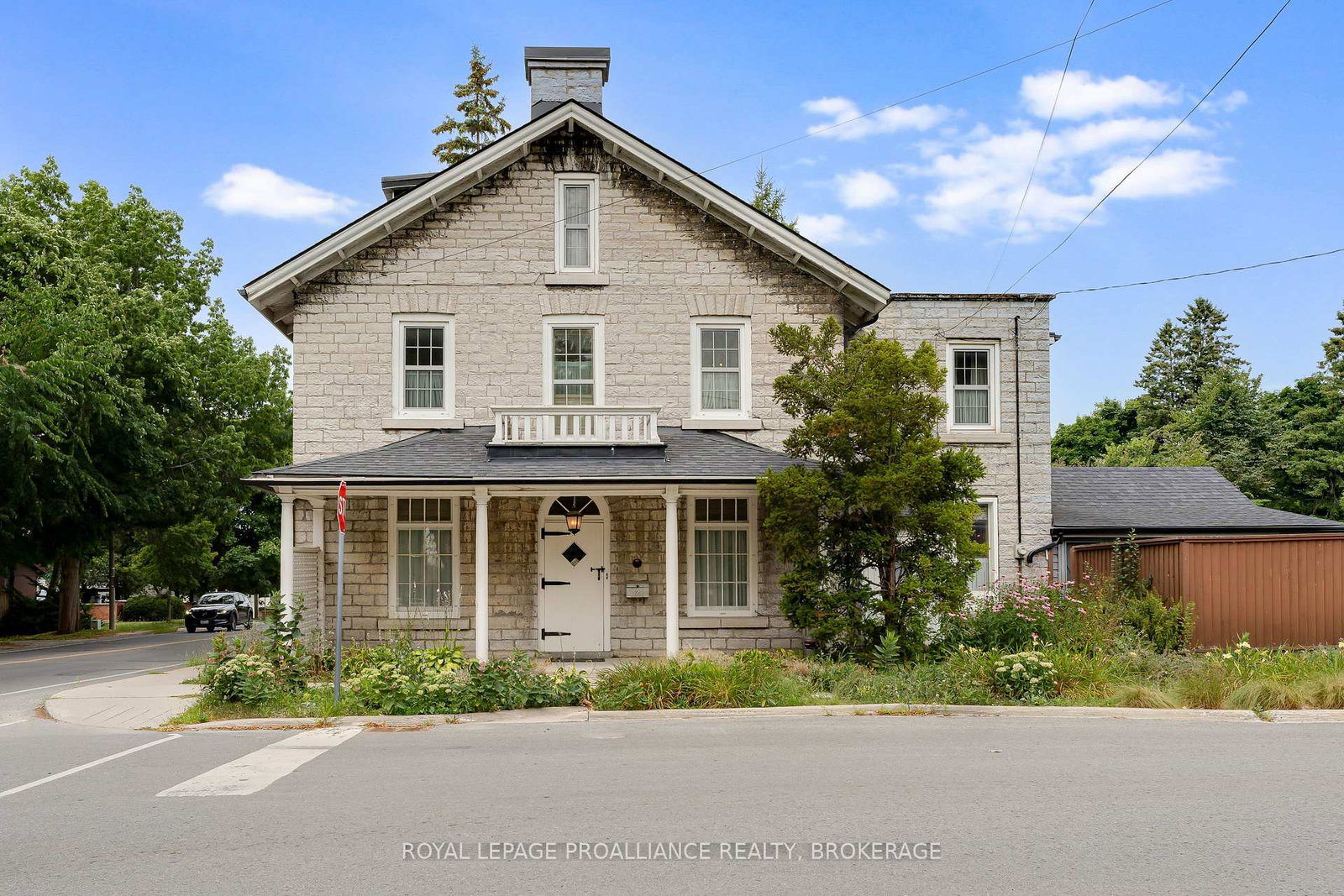 2-alwington-avenue-kingston-ontario-x13520546