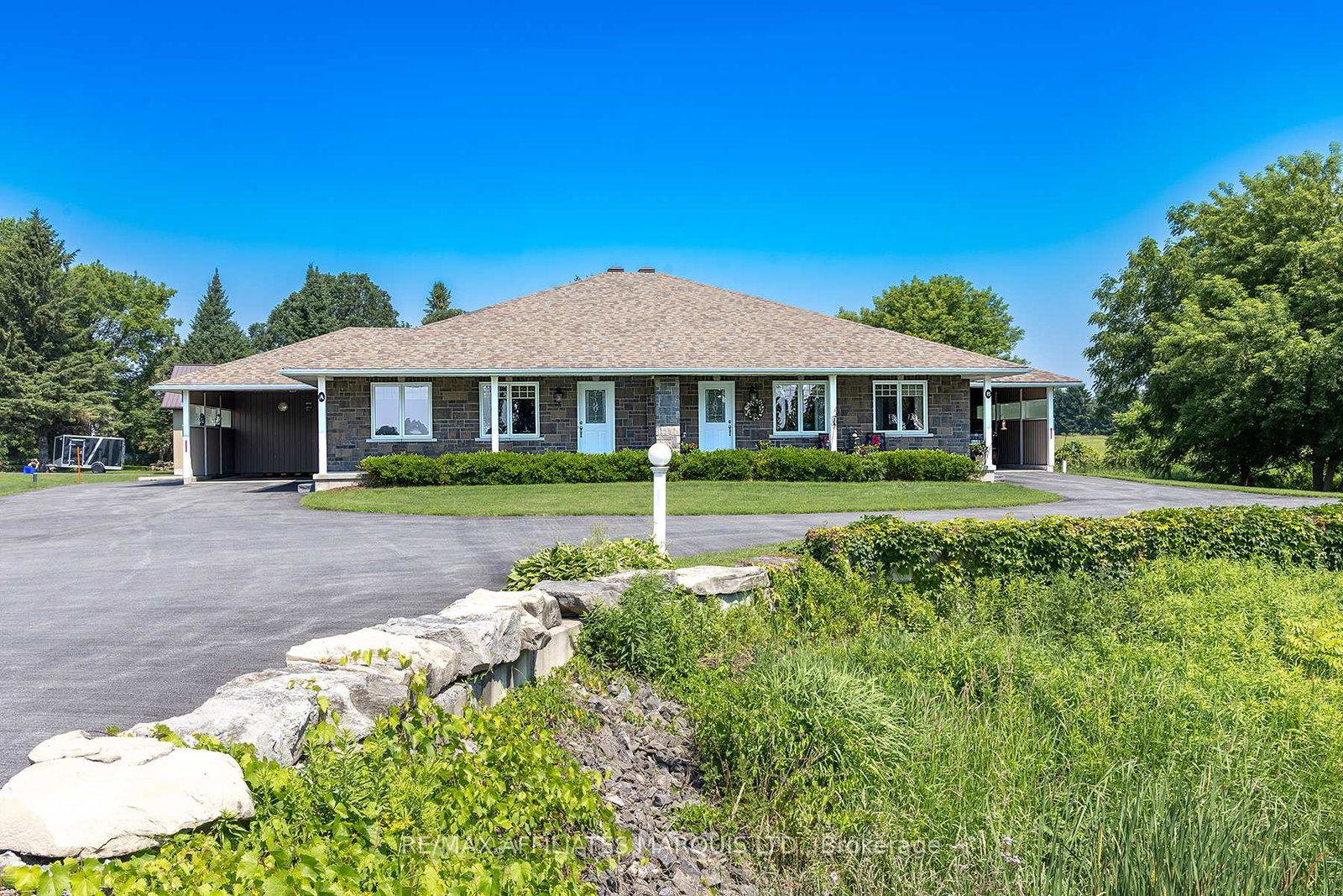 12057-lakekshore-drive-south-dundas-ontario-x13520596