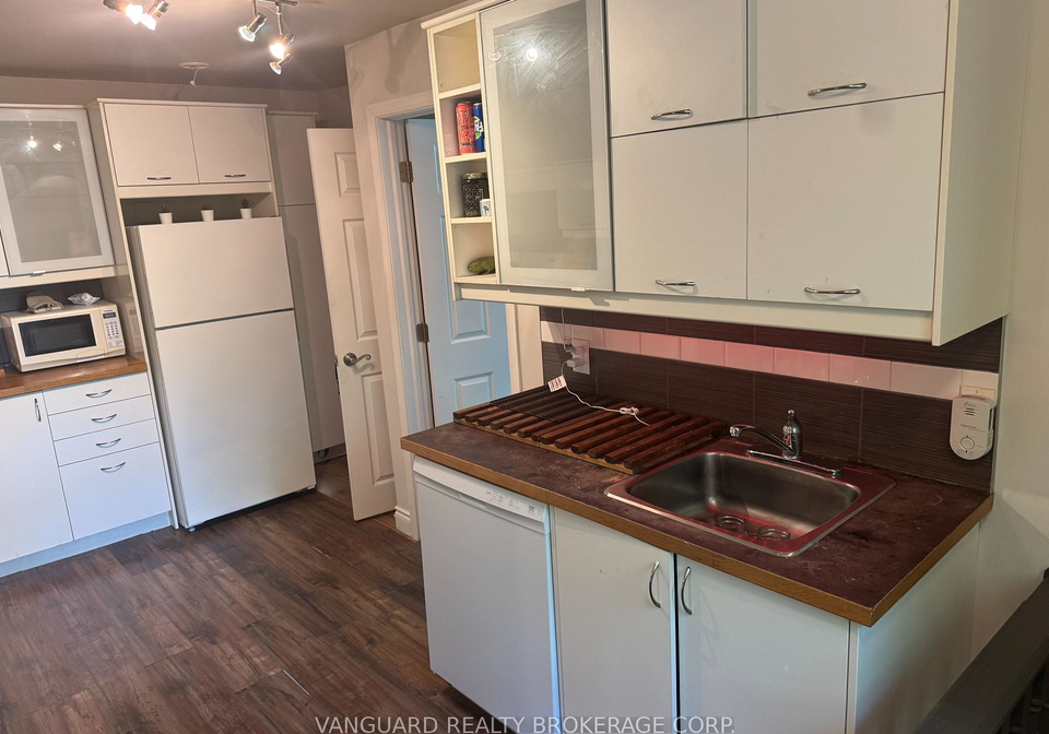 76-wellington-street-kitchener-ontario-x13520756