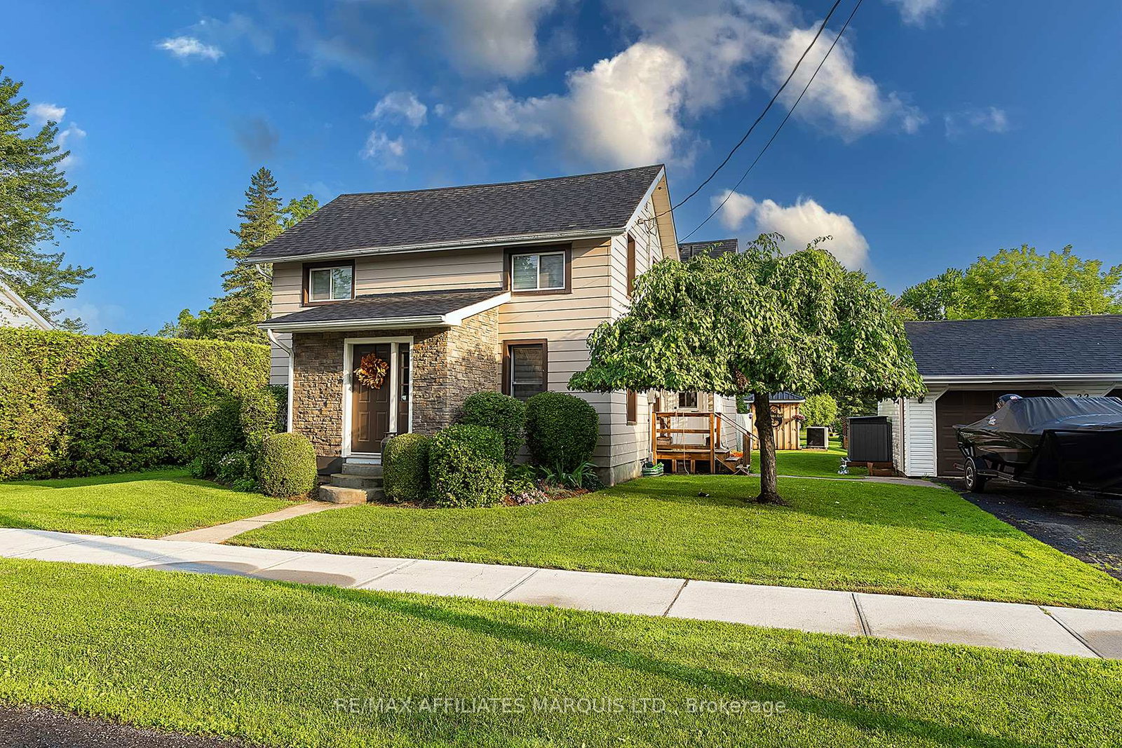 22-second-street-south-dundas-ontario-x13520866