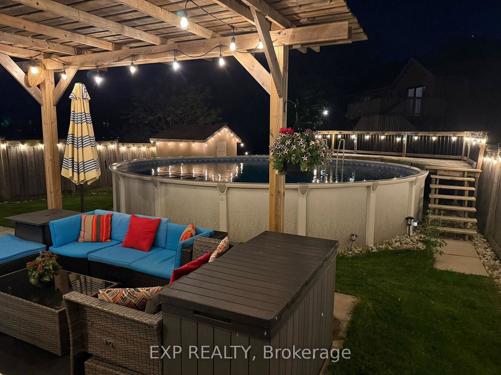 194-southbrook-drive-hamilton-ontario-x13520900