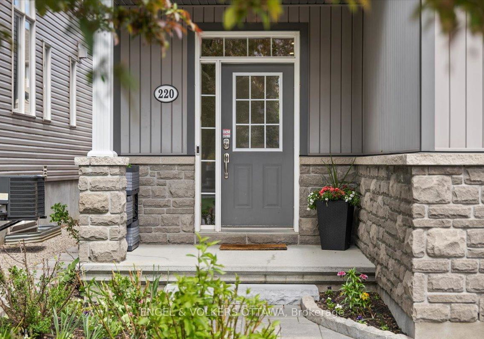 220-harthill-way-ottawa-ontario-x13520904