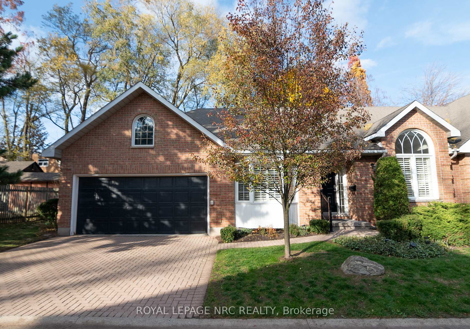 4667-portage-road-niagara-falls-ontario-x13520954