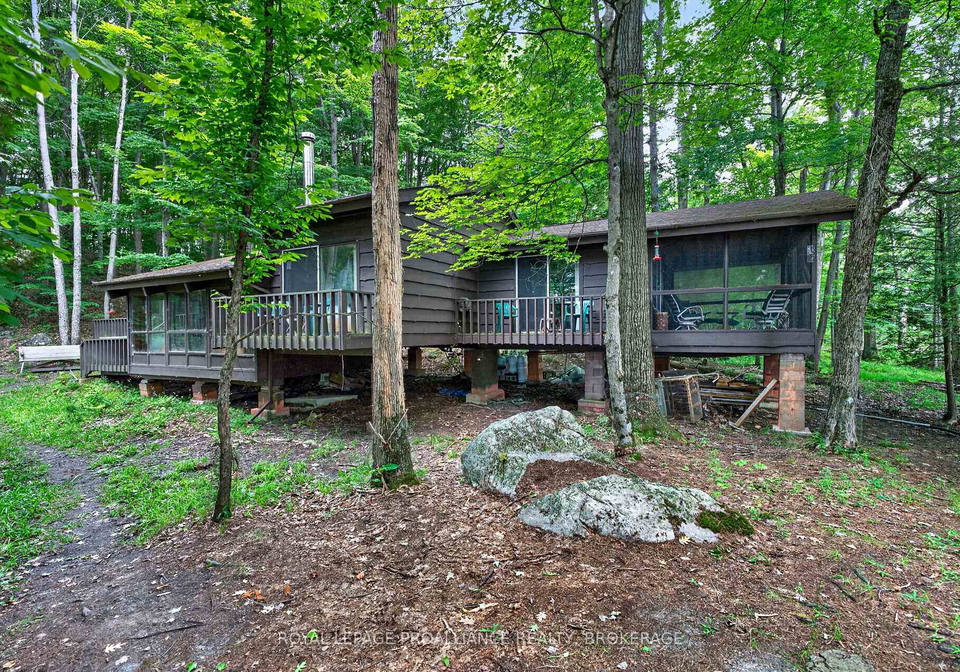 3-scott-island-rideau-lakes-ontario-x13521064