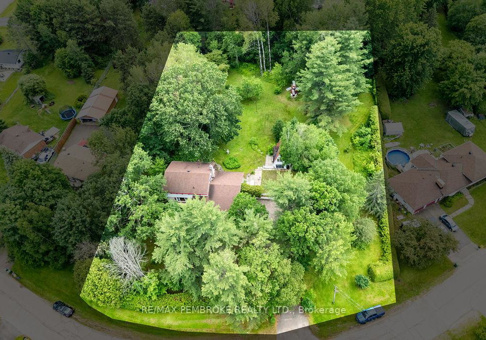 775-pinegrove-crescent-petawawa-ontario-x13521156
