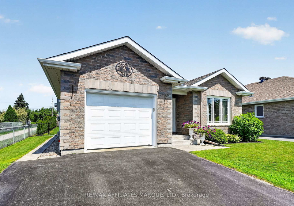 348-glen-nora-drive-cornwall-ontario-x13521246
