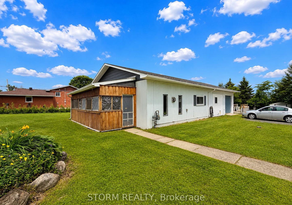 5560-avonmore-road-south-stormont-ontario-x13521258