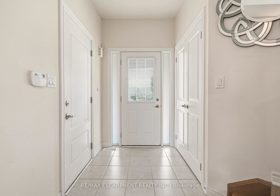 67-pinot-crescent-hamilton-ontario-x13521306