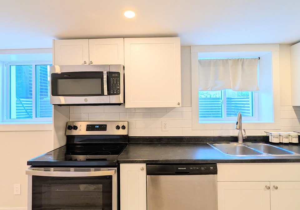 43-second-avenue-quinte-west-ontario-x13521442