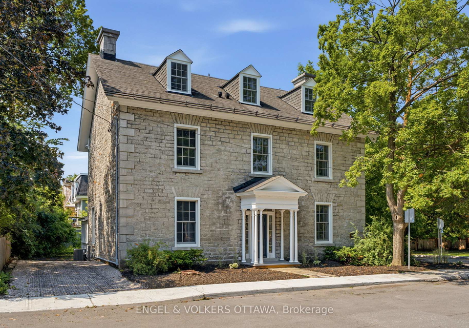 35-mackay-street-ottawa-ontario-x13521540