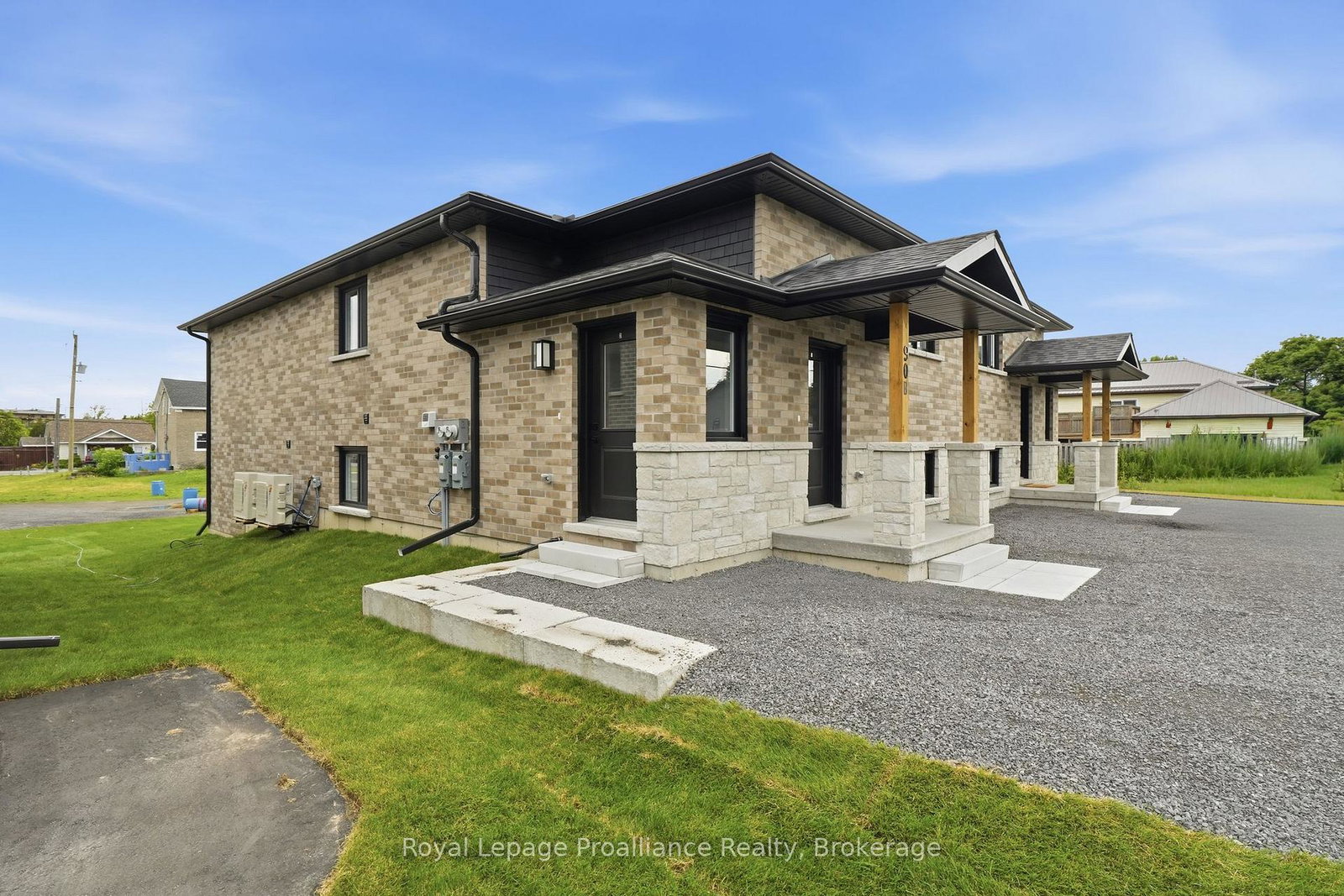 90b-lywood-street-belleville-ontario-x13521834