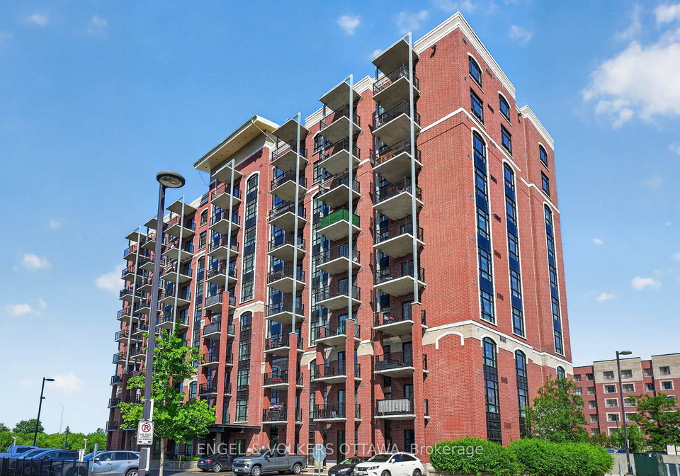 555-anand-private-ottawa-ontario-x13521844