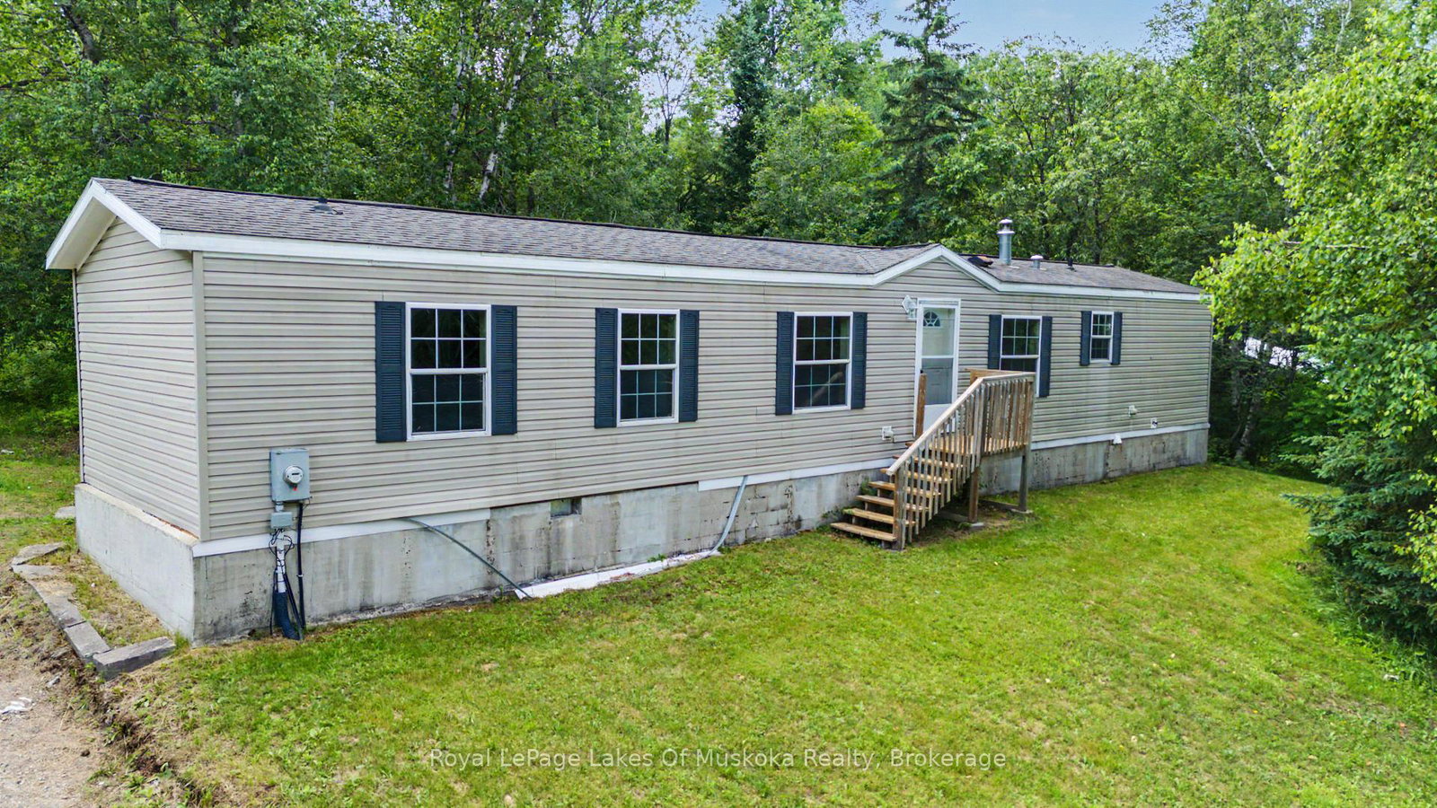 726-592-highway-perry-ontario-x13521856