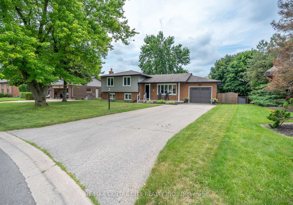 159-sherwood-crescent-thames-centre-ontario-x13521862