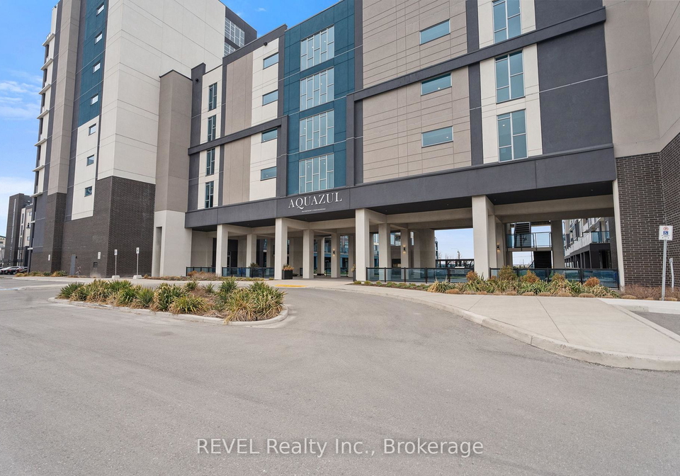 16-concord-place-grimsby-ontario-x13521996