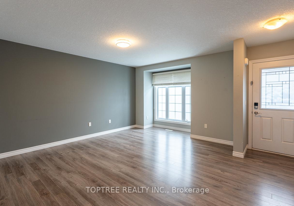 1061-eagletrace-drive-london-north-ontario-x13522150