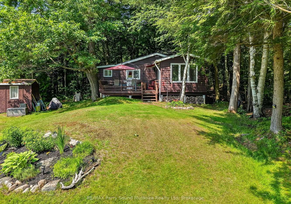 101-chain-of-lakes-road-seguin-ontario-x13522334