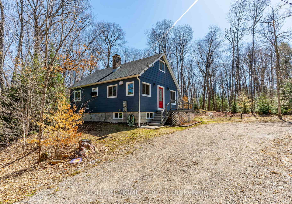 1066-loop-road-highlands-east-ontario-x13522372
