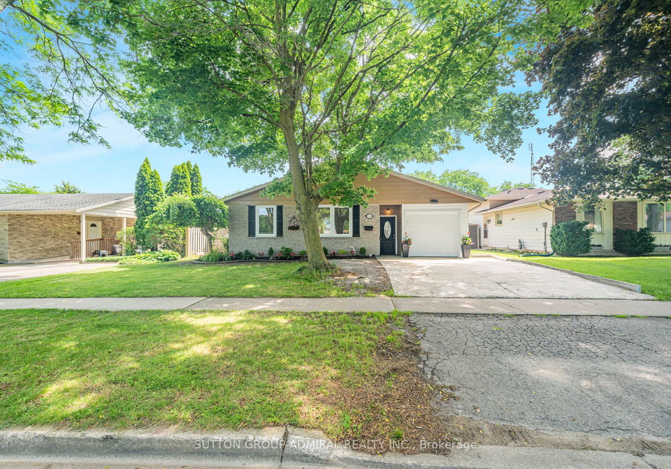 7056-harriman-street-niagara-falls-ontario-x13522674