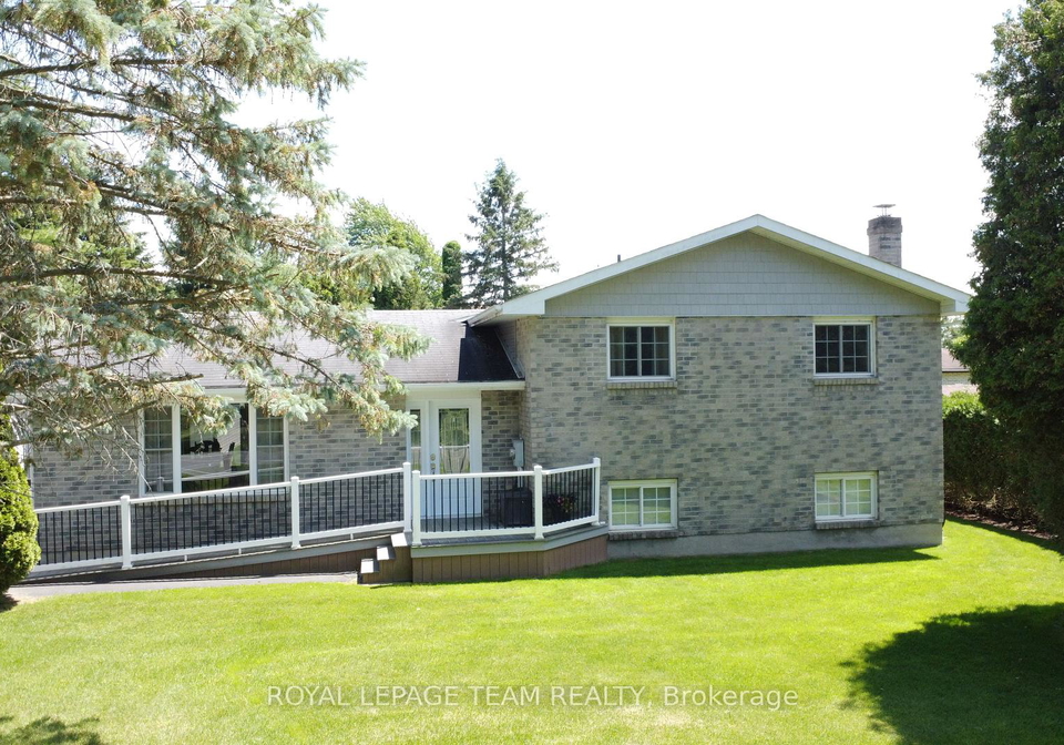12078-e-lakeshore-drive-e-south-dundas-ontario-x13522720