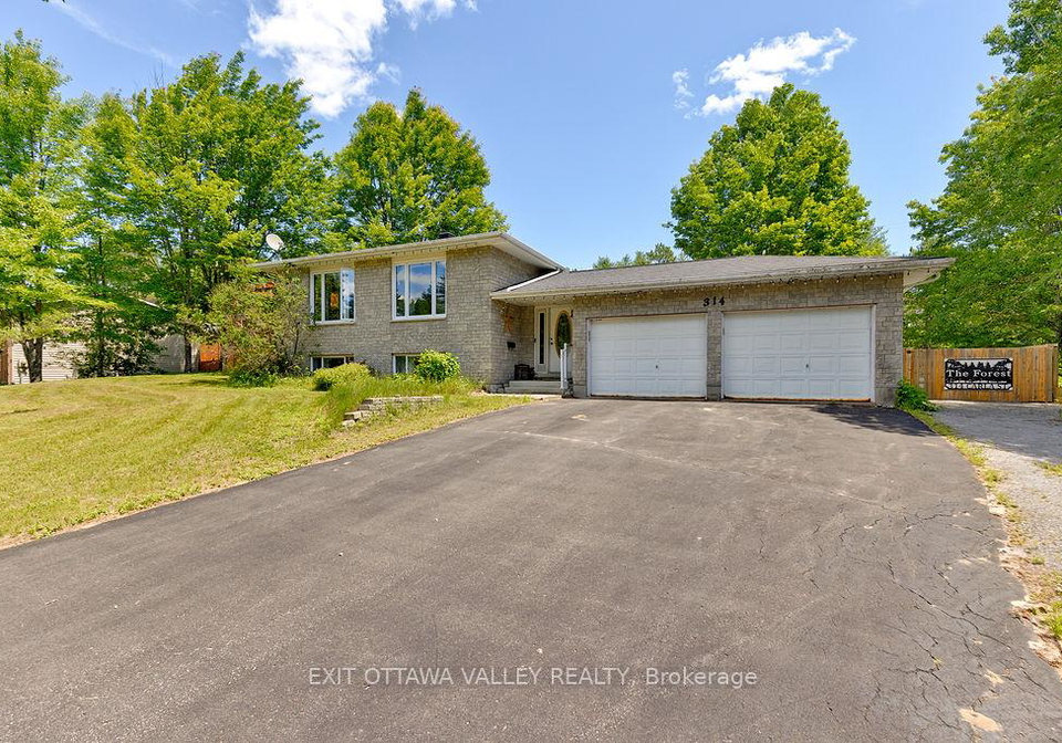 314-carla-street-petawawa-ontario-x13522768