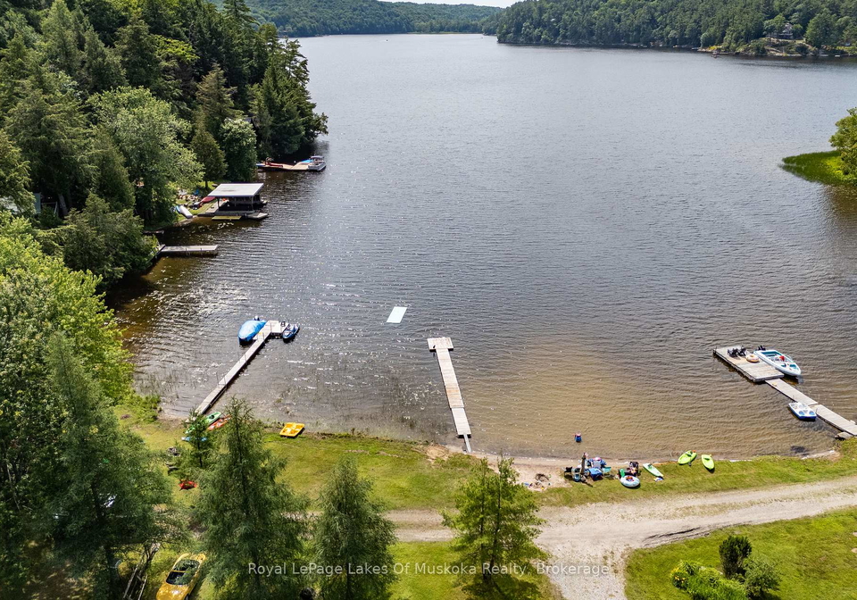 1357-russ-hammell-road-muskoka-lakes-ontario-x13523068