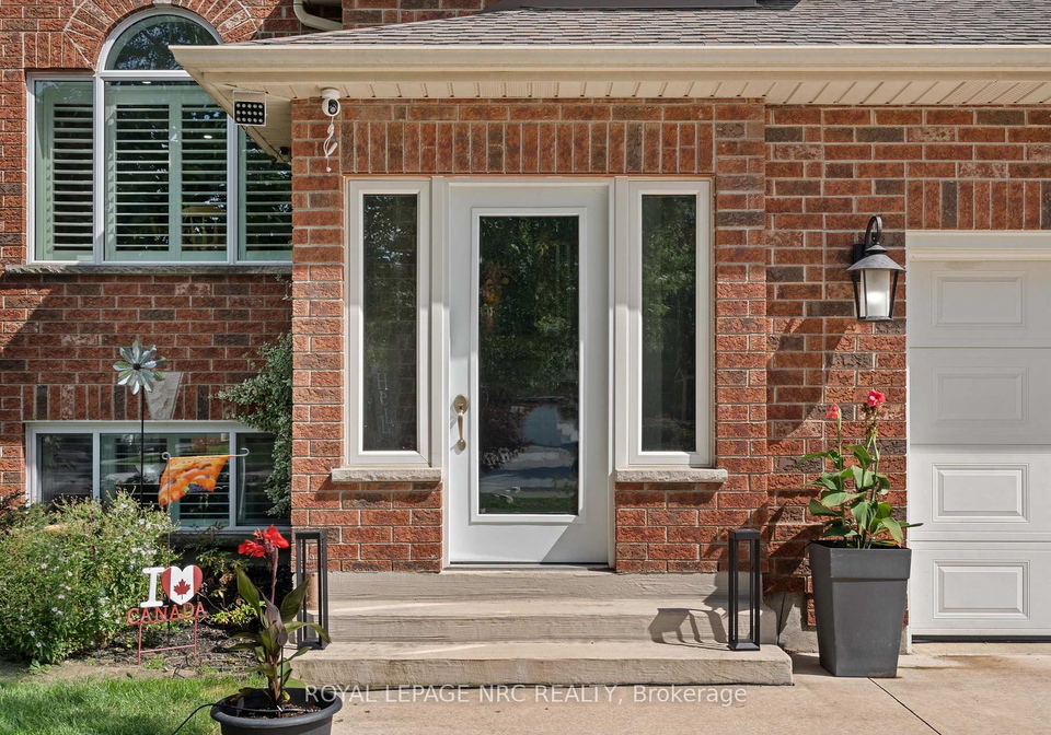 52-thorold-avenue-thorold-ontario-x13523416