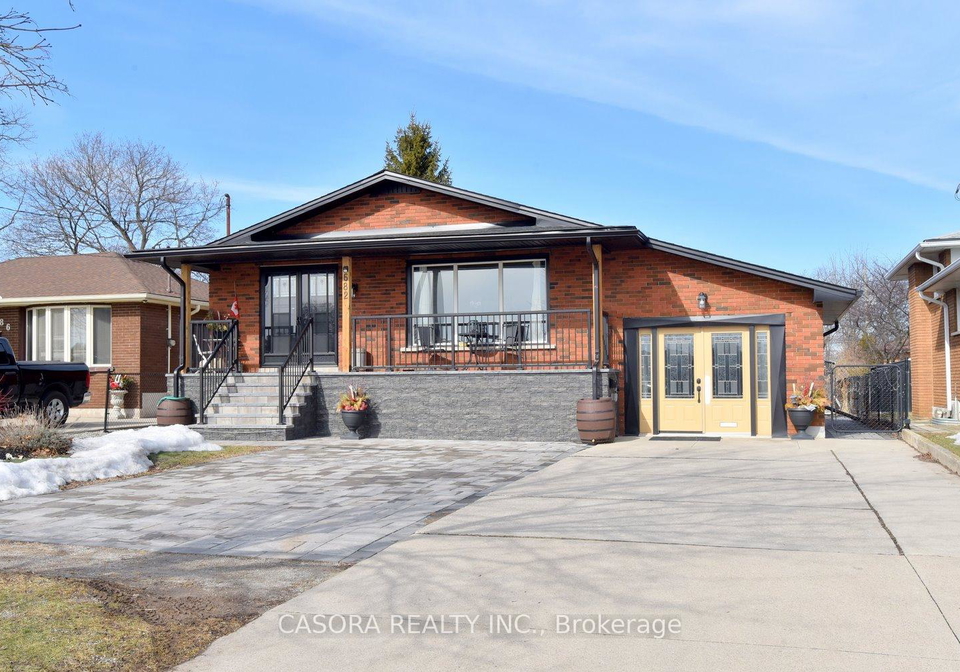 682-mohawk-road-w-hamilton-ontario-x13523678