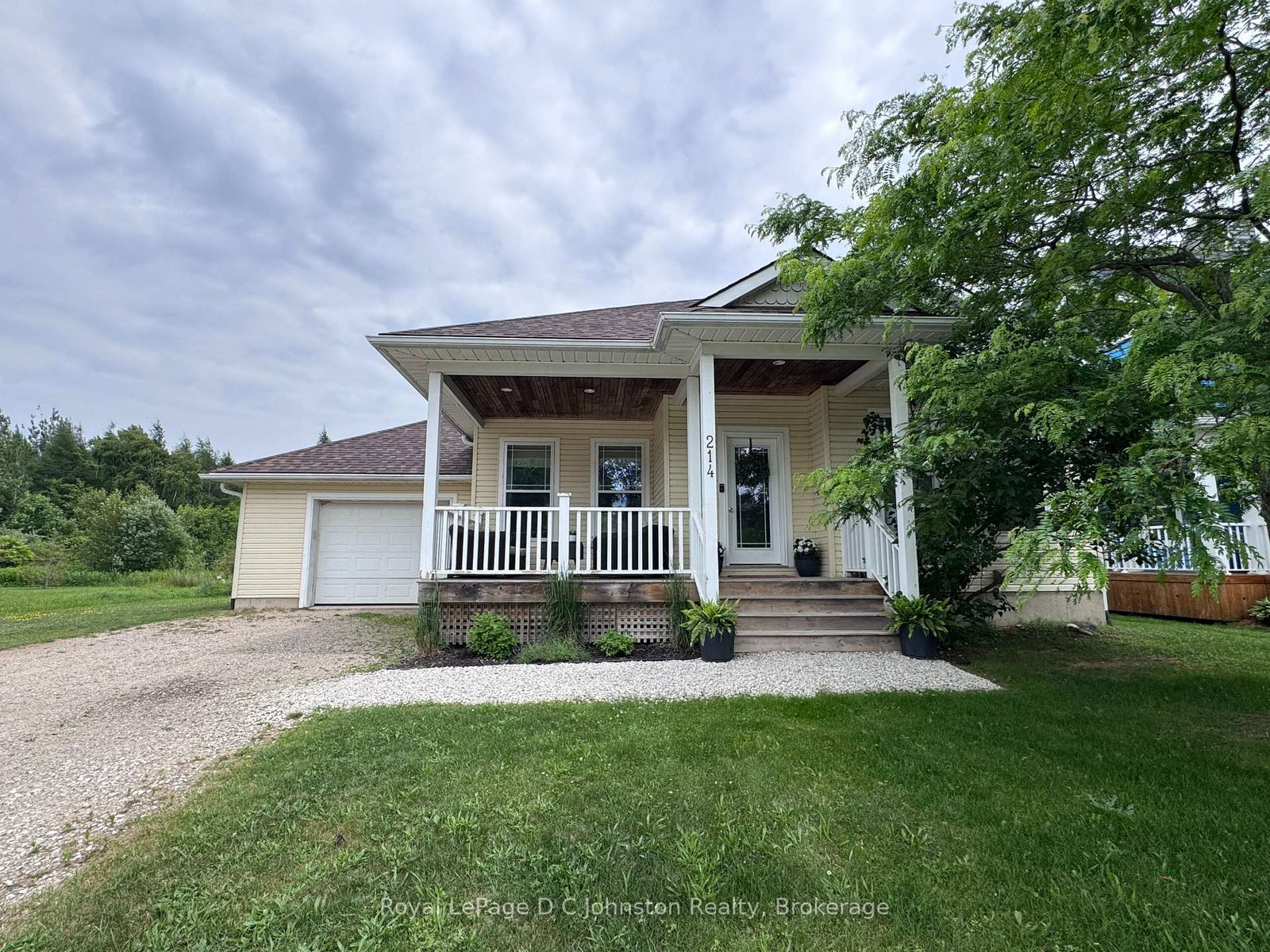 214-emerald-drive-s-saugeen-shores-ontario-x13524130