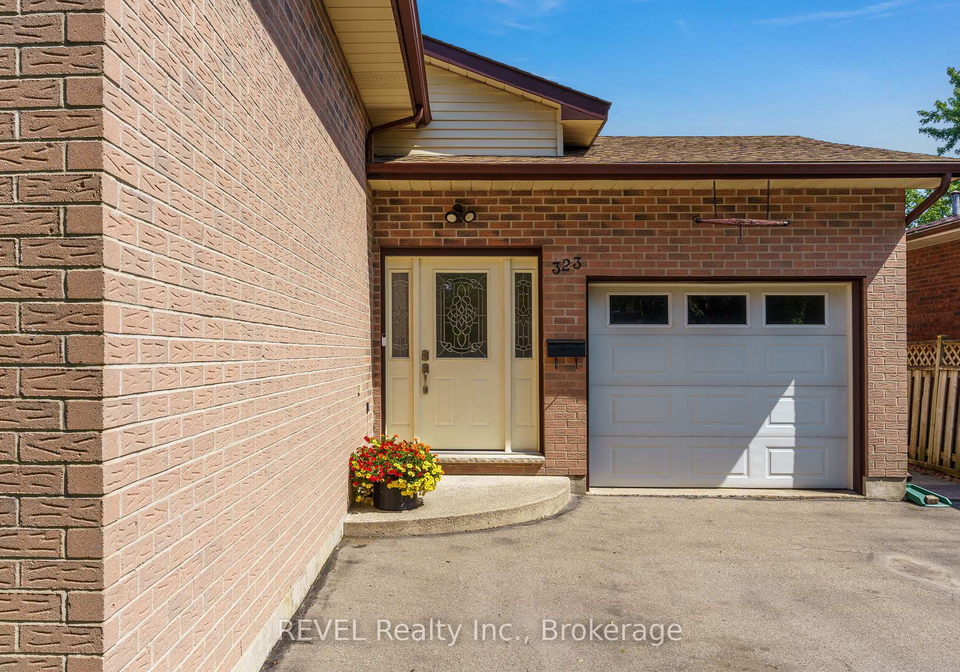 323-barrick-road-port-colborne-ontario-x13524366