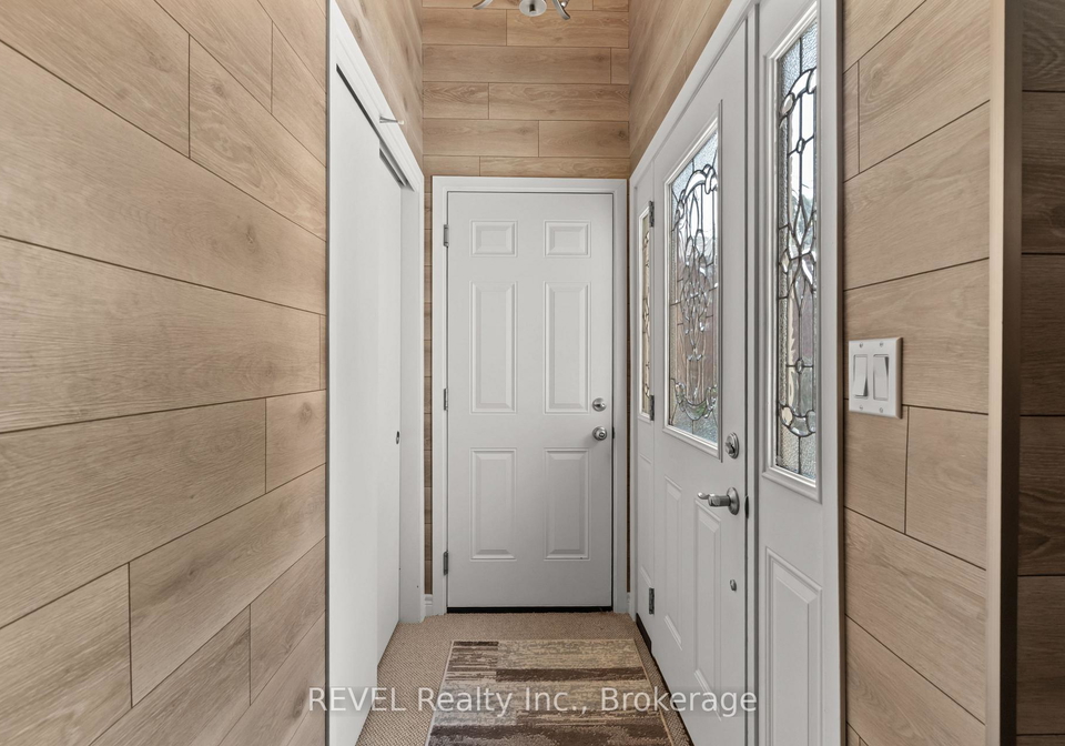 323-barrick-road-port-colborne-ontario-x13524366