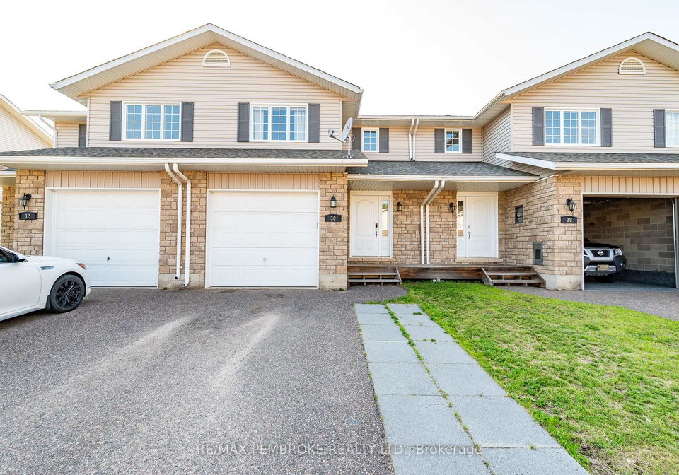 30-winston-avenue-petawawa-ontario-x13524496