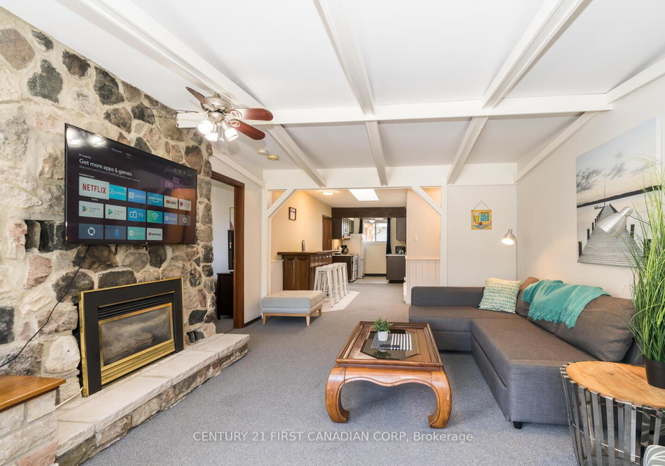 7585-biddulph-street-lambton-shores-ontario-x13524516
