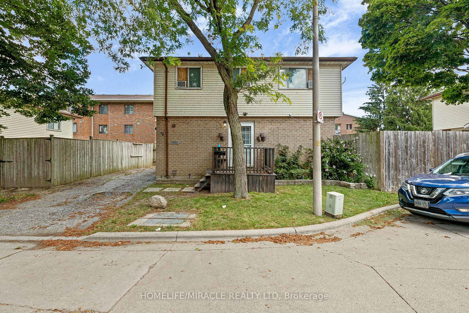 1180-heathfield-court-windsor-ontario-x13524546