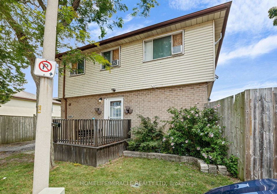 1180-heathfield-court-windsor-ontario-x13524546