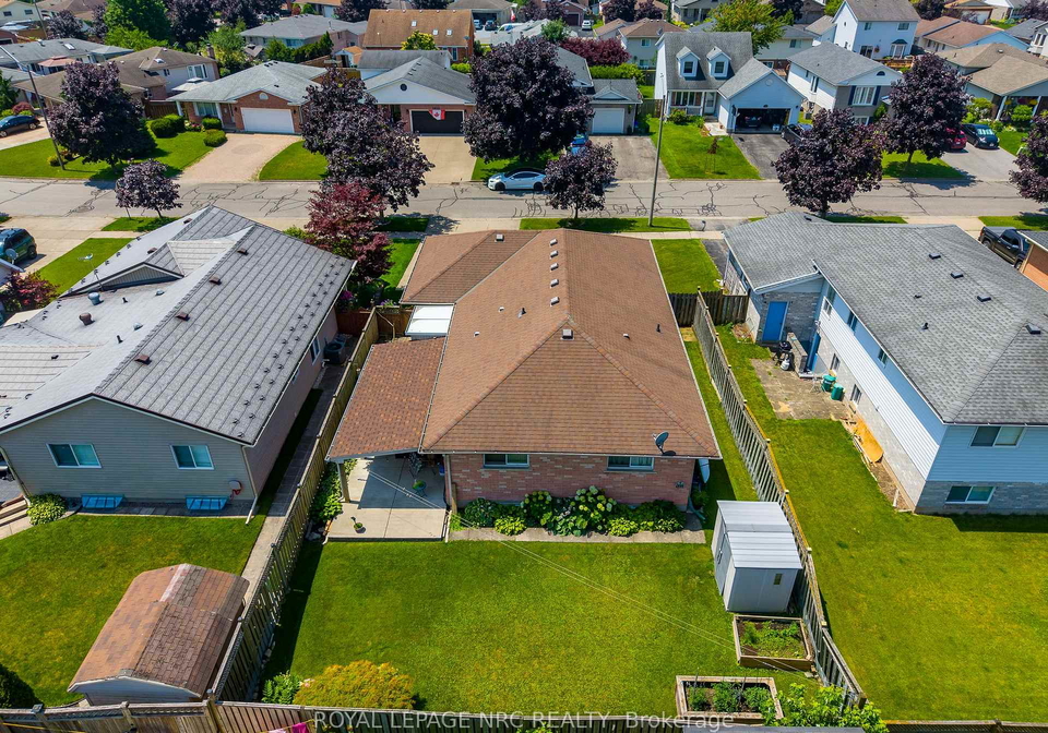 5818-aspen-court-niagara-falls-ontario-x13524660