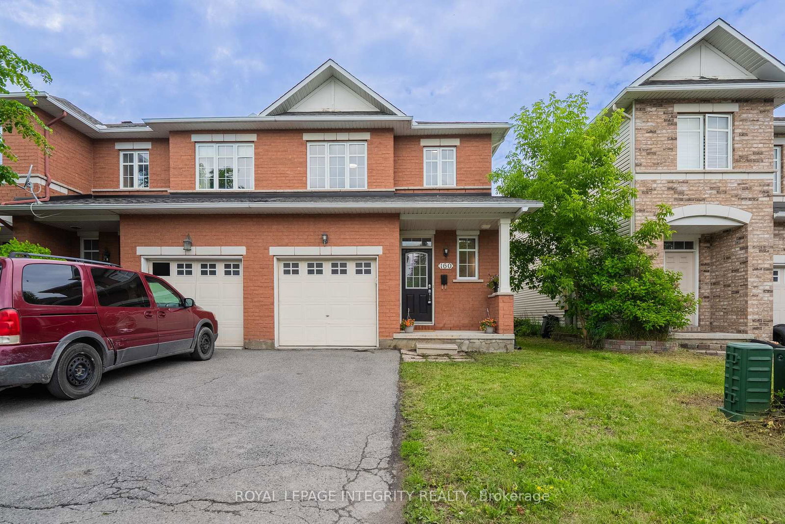 160-deercroft-avenue-ottawa-ontario-x13524788