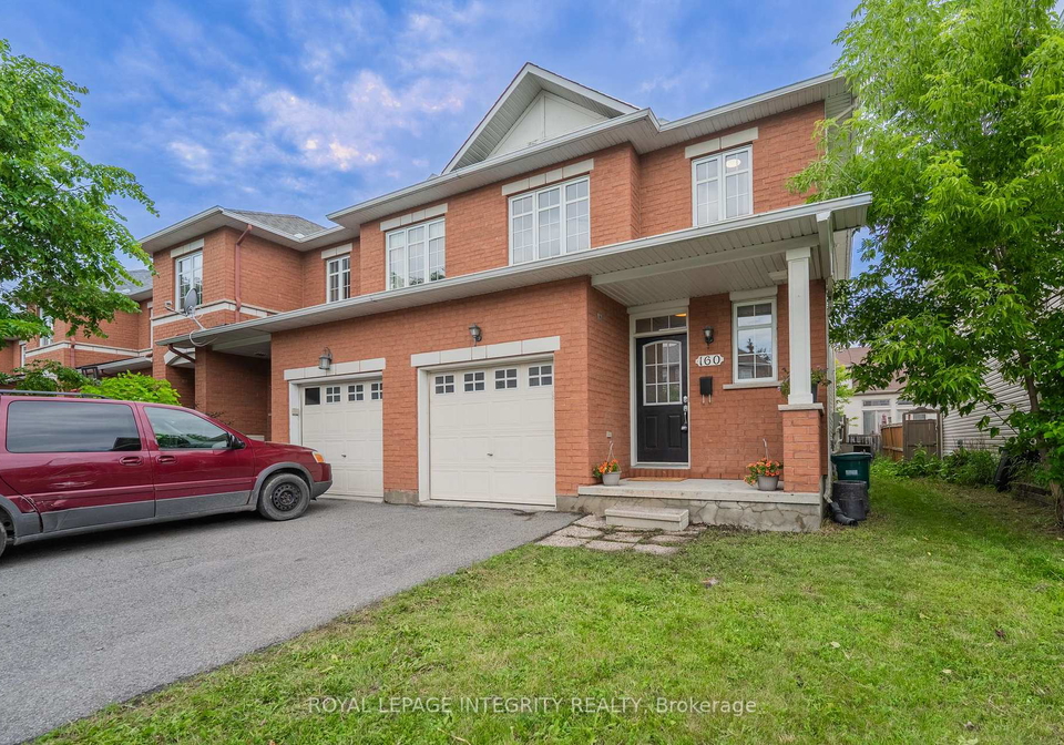 160-deercroft-avenue-ottawa-ontario-x13524788