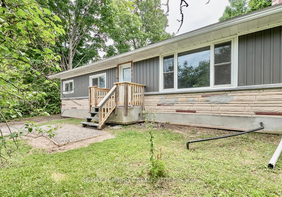 310-esther-street-pembroke-ontario-x13524794