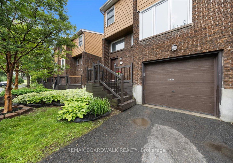 2126-eric-crescent-ottawa-ontario-x13525190