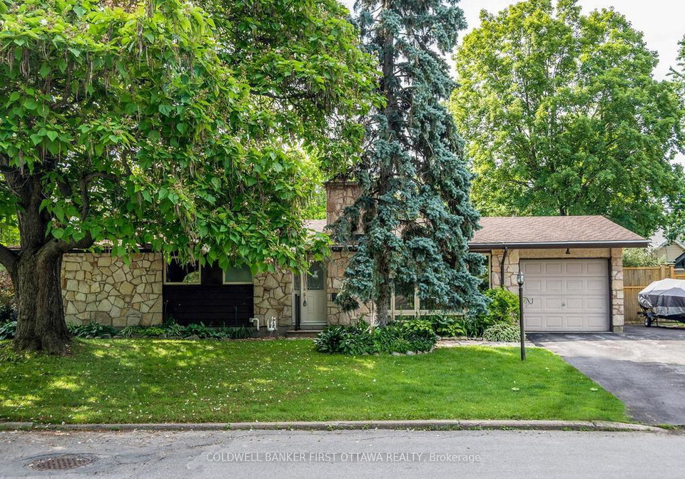 84-cleadon-drive-ottawa-ontario-x13525202
