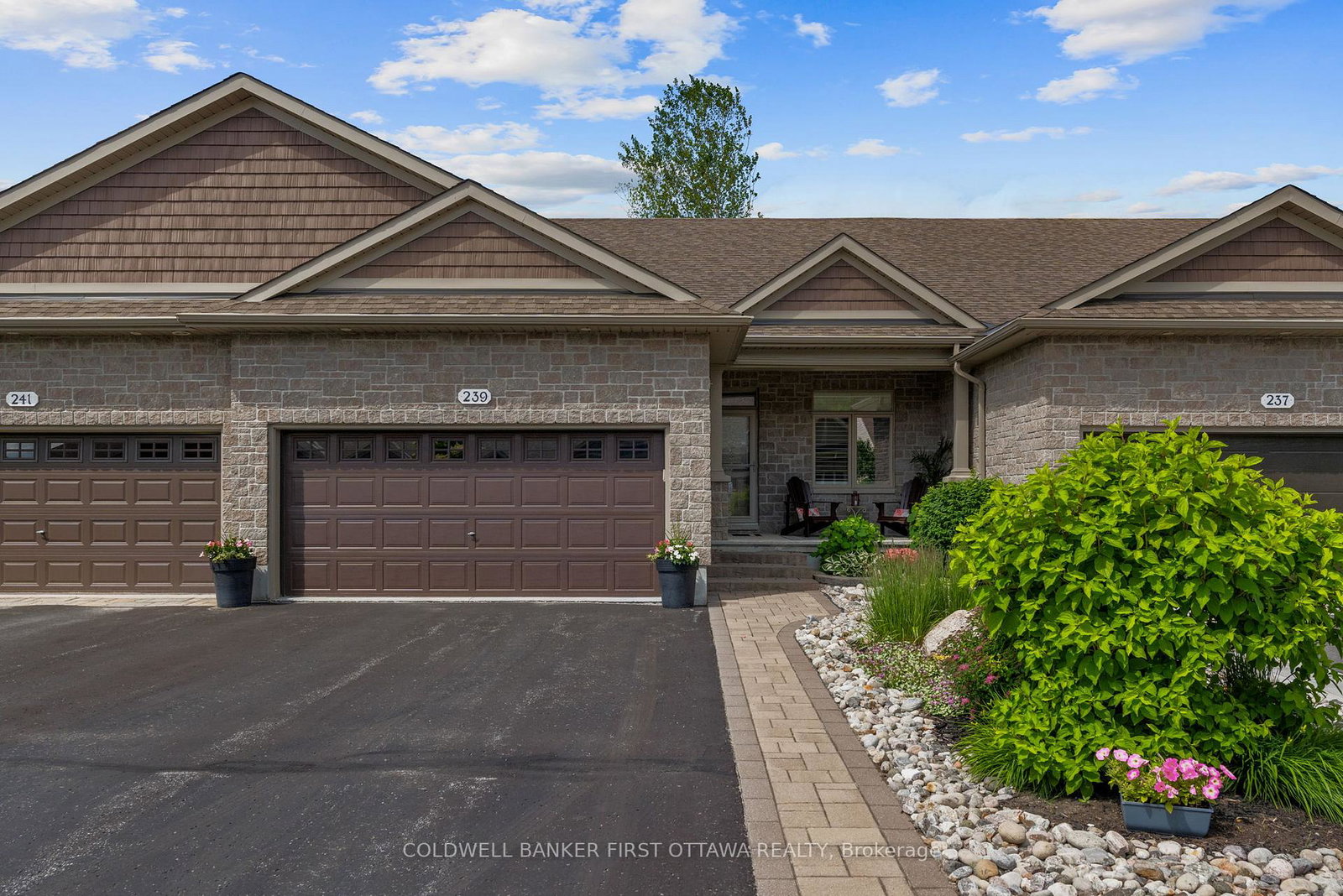 239-royal-landing-gate-north-grenville-ontario-x13525300