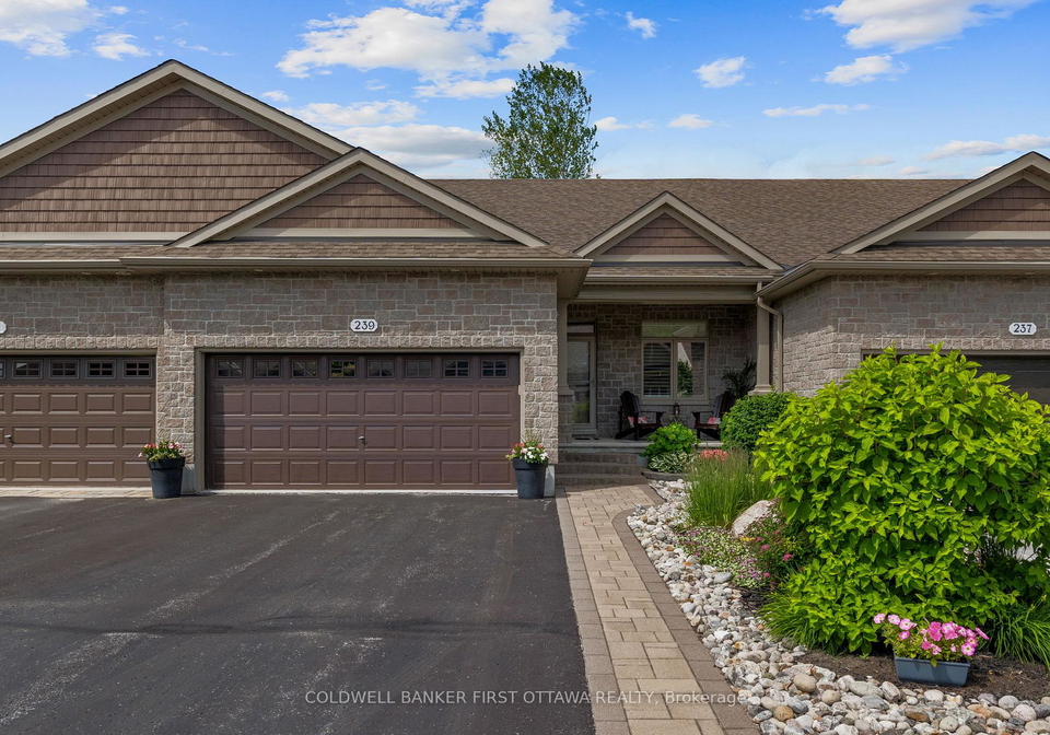 239-royal-landing-gate-north-grenville-ontario-x13525300