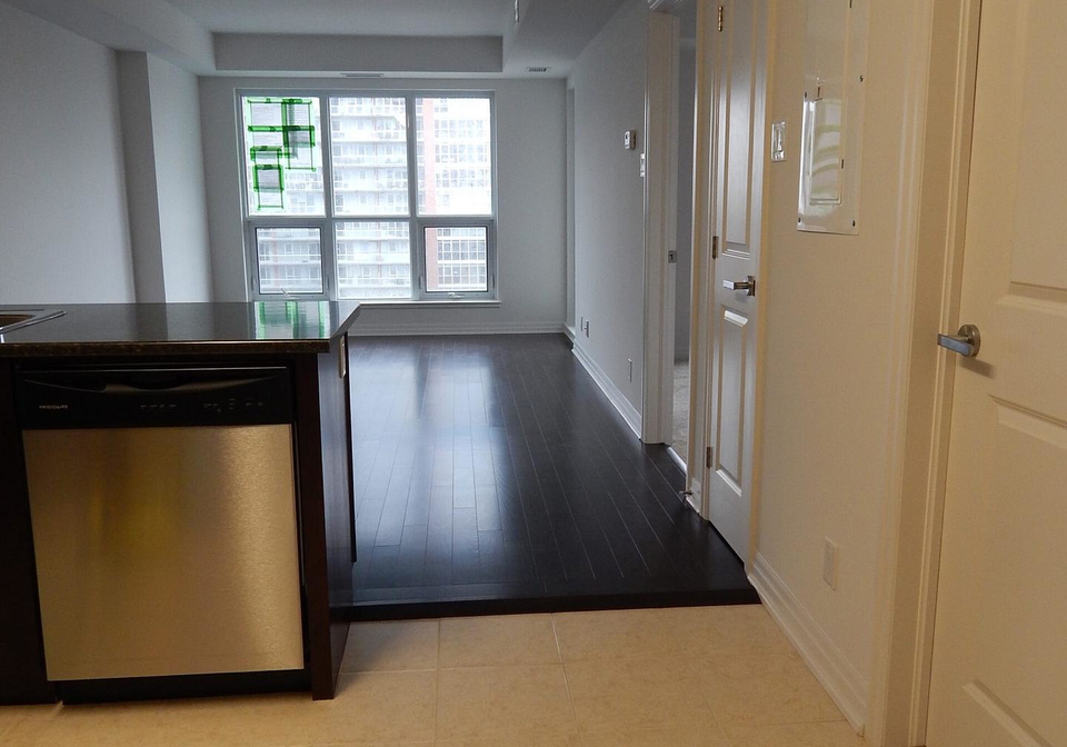242-rideau-street-ottawa-ontario-x13525304