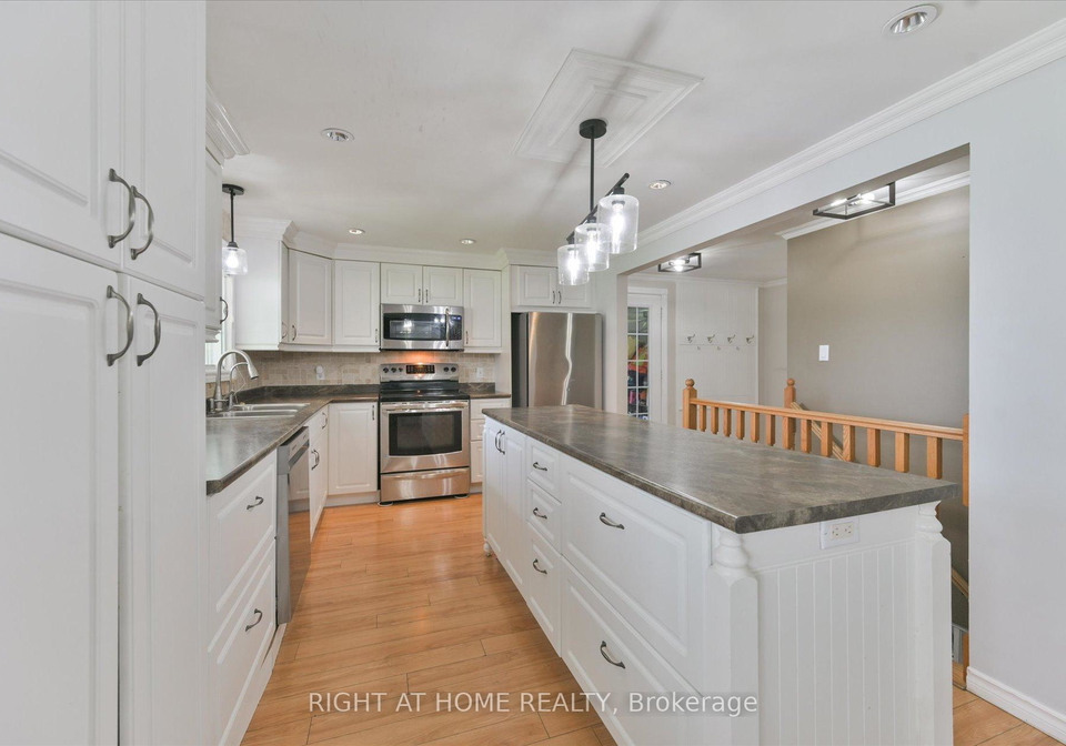 158-mcfarlin-drive-west-grey-ontario-x13525378