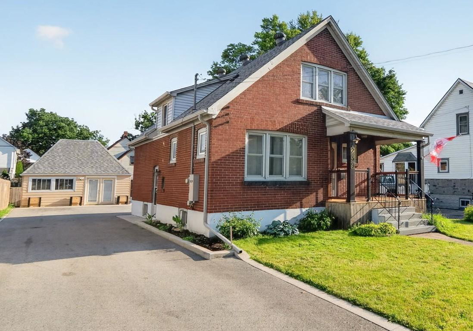 239-phipps-street-fort-erie-ontario-x13525442